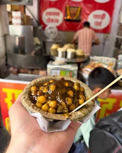 Ramchandra Chaat Bhandar, spot famous for its Chaat in Tripoliya Bazar, Jaipur - photo 3 of 4 - Thela Khojo