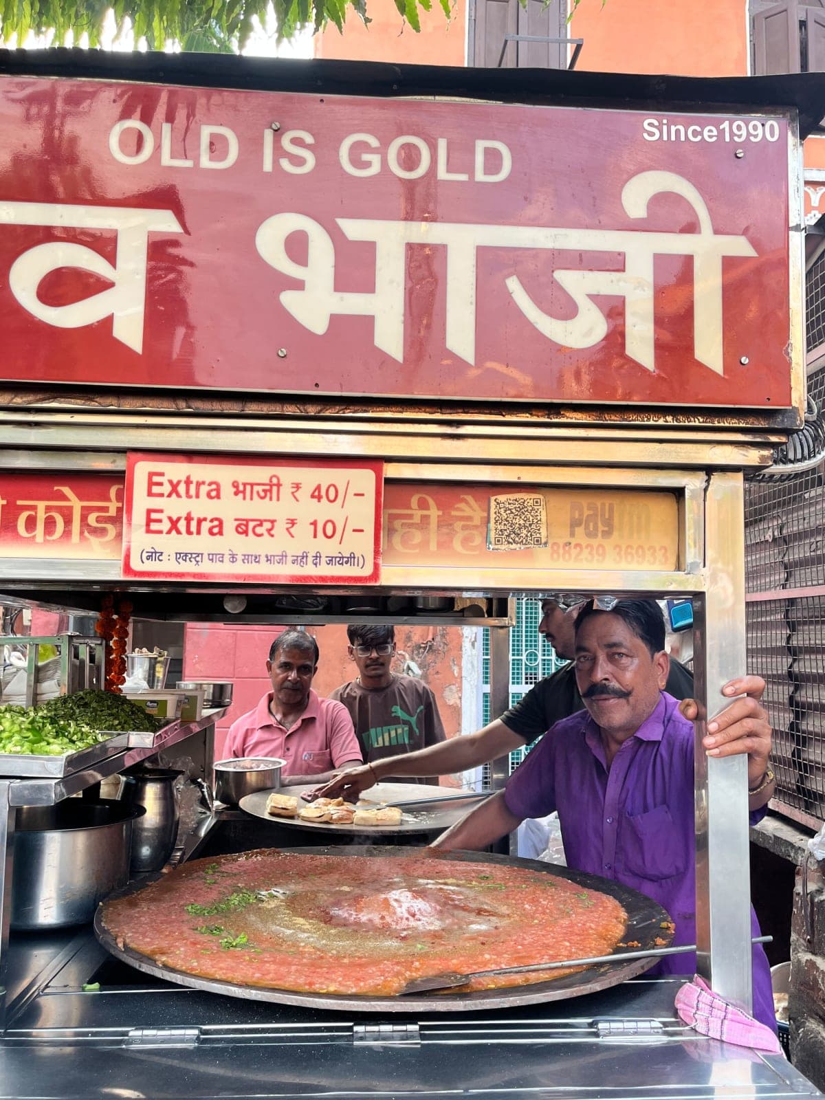Shri Nath Pav Bhaji Vala, spot famous for its Pav Bhaji in Chaura Rasta, Jaipur - photo 3 - Thela Khojo