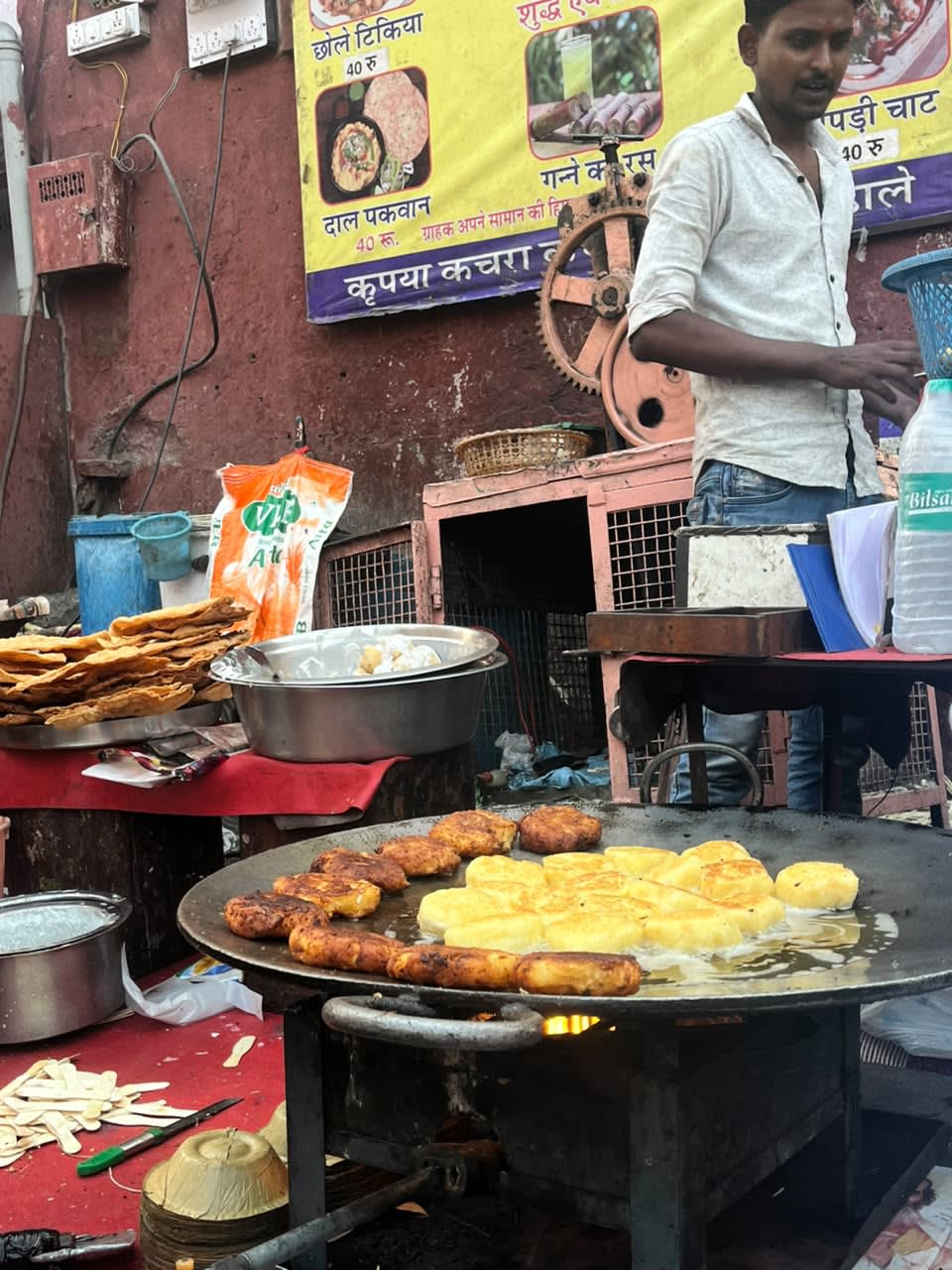 Durga Juice & Chaat Bhandar, street food spot in Chandpole, Jaipur - photo 4 - Thela Khojo