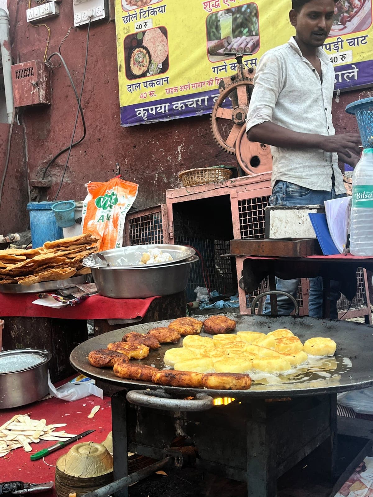 Durga Juice & Chaat Bhandar, street food spot in Chandpole, Jaipur - photo 2 - Thela Khojo