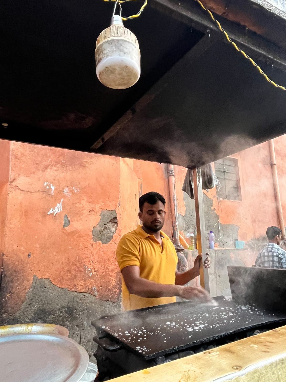 Sharma Masala Dosa, spot famous for its Masala Dosa in Gangauri Bazaar, Jaipur - photo 2 - Thela Khojo
