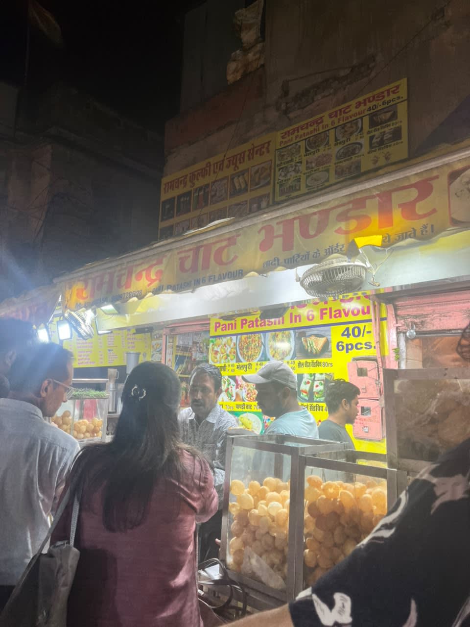 Ramchandra Chaat Bhandar, spot famous for its Pani Puri in Bapu Bazar, Jaipur - photo 4 - Thela Khojo