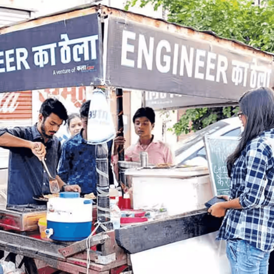 Engineer Ka Thela, spot famous for its Veg Frankie Kathi Rolls in Lal Kothi, Jaipur - Thela Khojo