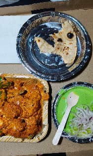 U & Me Soya Chaap, spot famous for its Creamy Malai Chaap in Raja Park, Jaipur - photo 3 of 6 - Thela Khojo