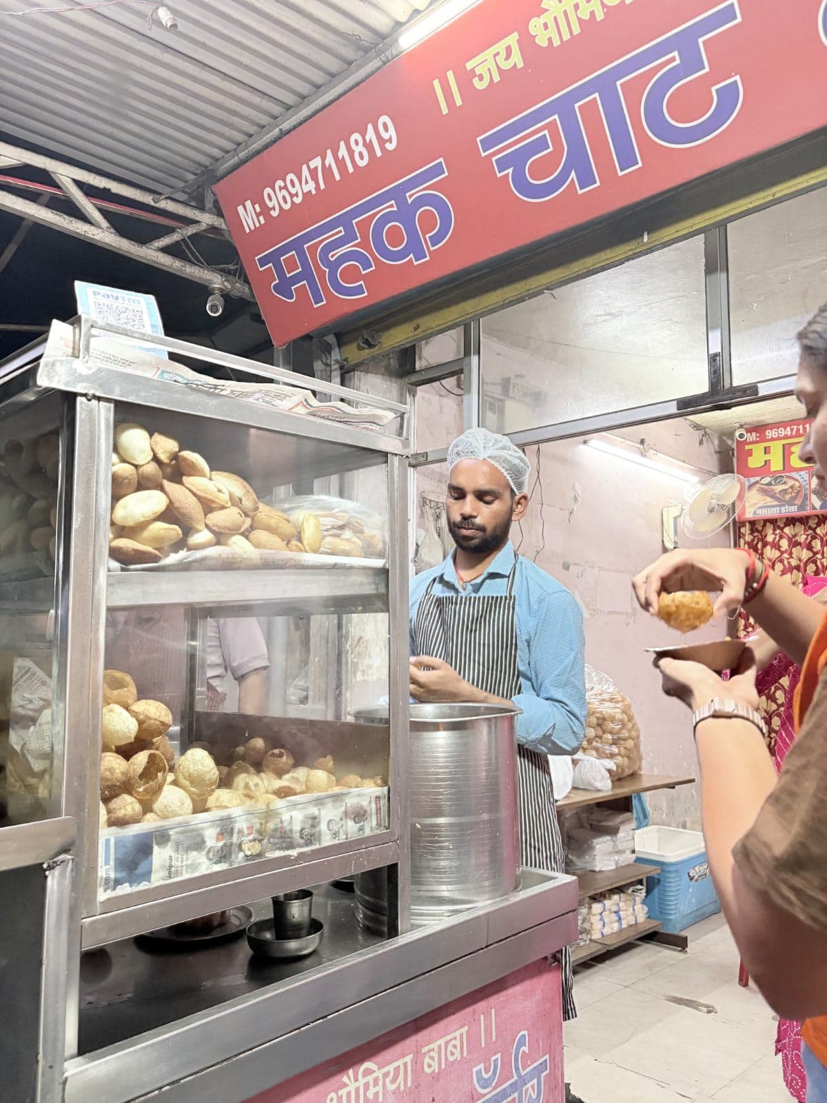 Mehak Chat Corner, spot famous for its Tikki in Malviya Nagar, Jaipur - photo 4 of 5 - Thela Khojo