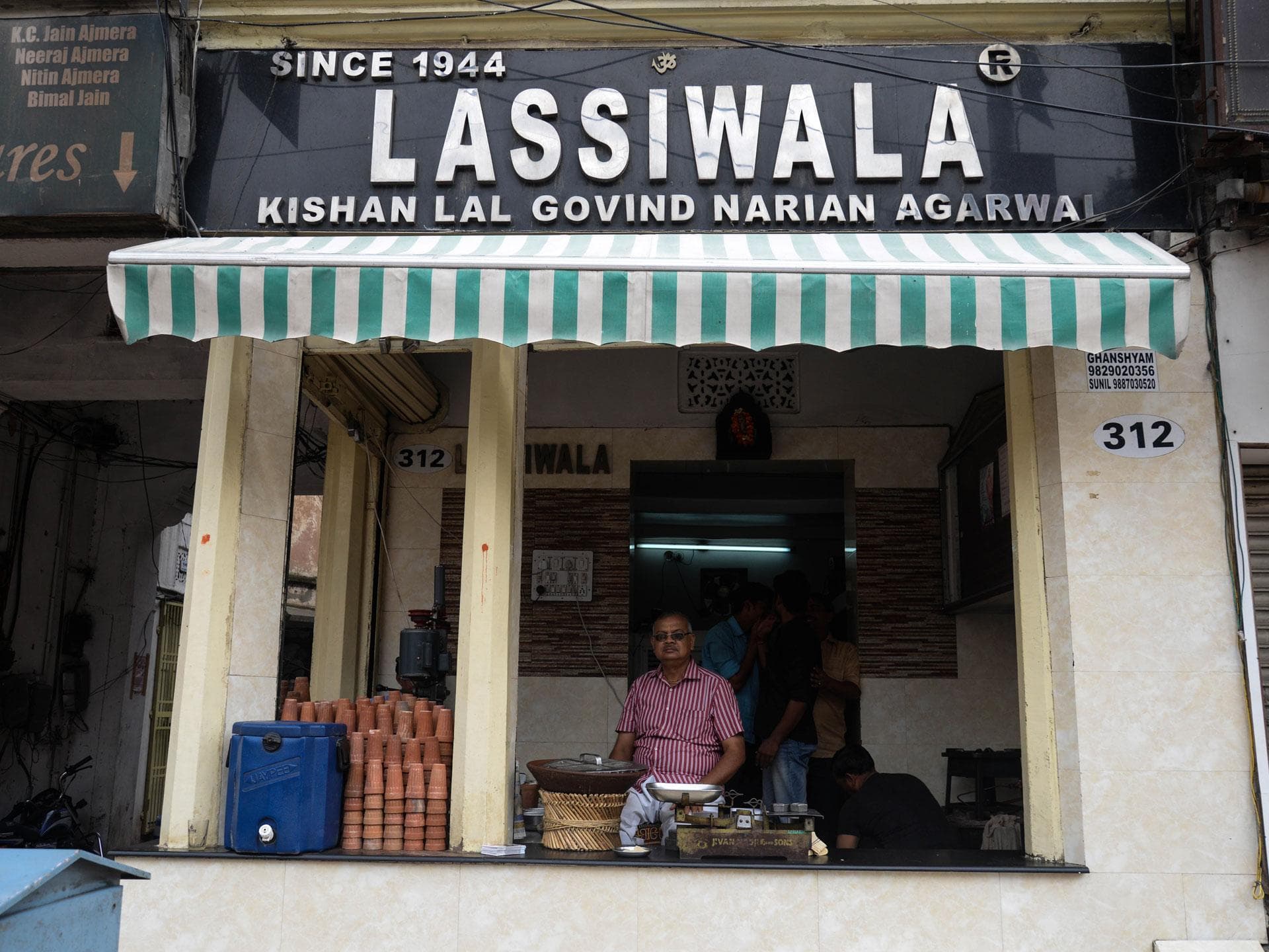 An iconic, legendary street food shop in Jaipur known for its famous recipe