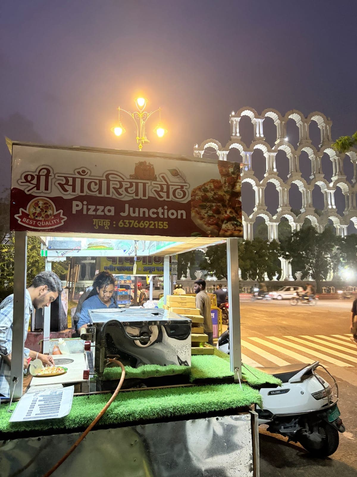 Shree Sawariya Seth Pizza Junction, spot famous for its Pizza in Malviya Nagar, Jaipur - Thela Khojo