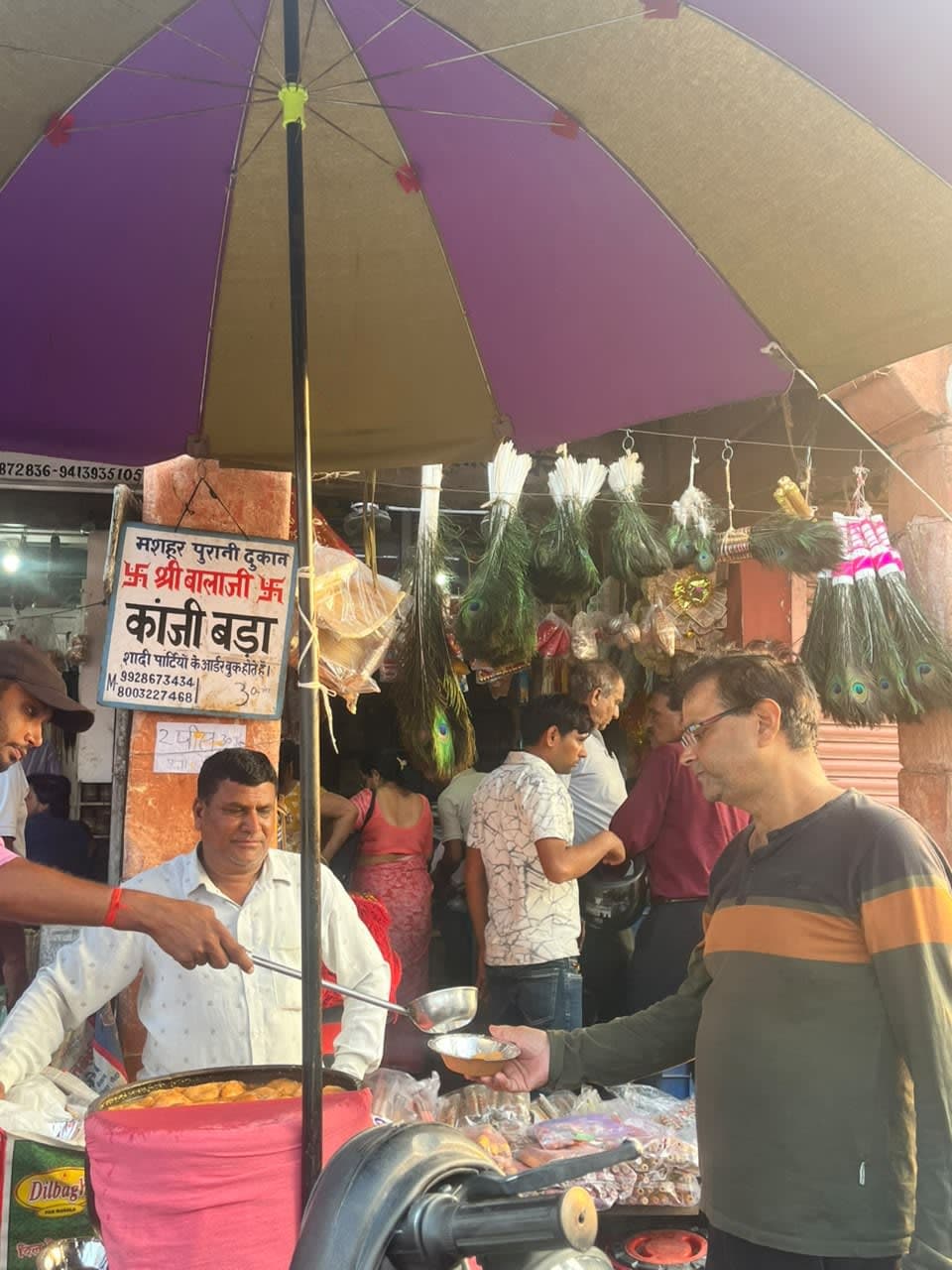 Shree Balaji Kanji Bada, spot famous for its Kanji Vada in Chhoti Chaupad, Jaipur - Thela Khojo