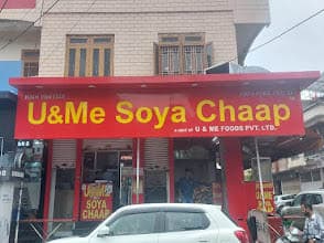 U & Me Soya Chaap, spot famous for its Creamy Malai Chaap in Raja Park, Jaipur - Thela Khojo